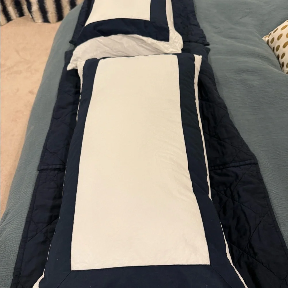 Serena and Lily King Size Navy Blue Quilted Bedding Set - Picture 6 of 9